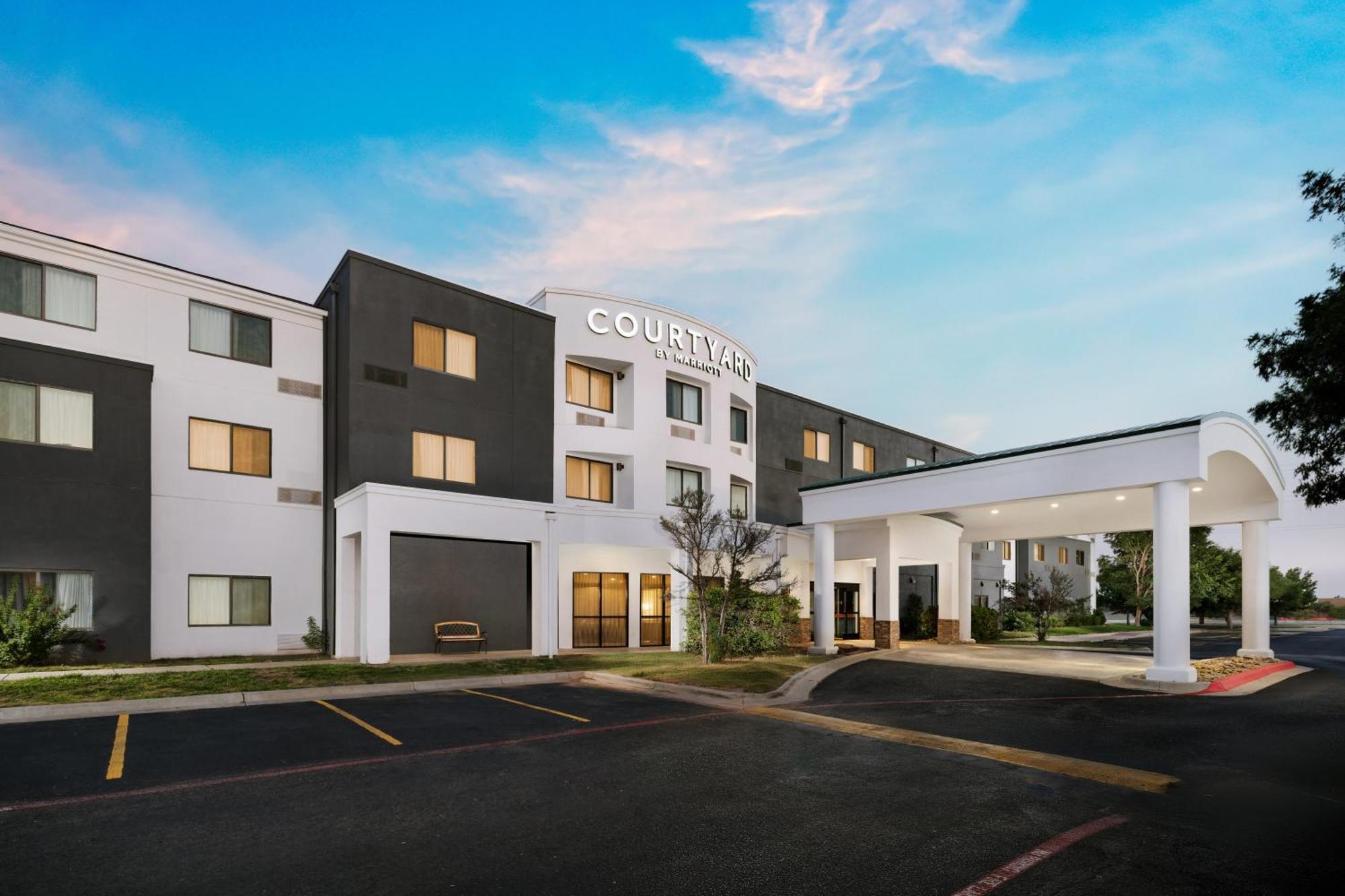 Courtyard By Marriott Amarillo West/Medical Center Hotel Exterior photo